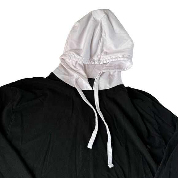 Hot Topic White Black Hoodie Size Large - Picture 3 of 9